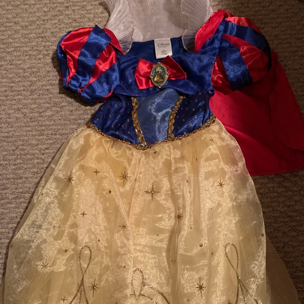 Beautiful Disney snow white princess gown